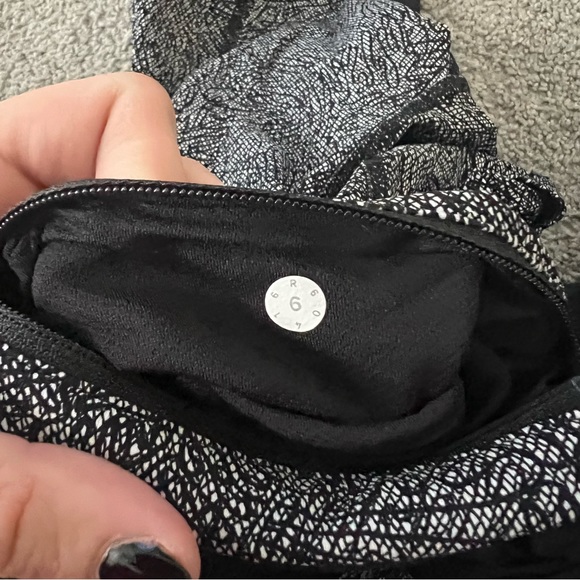 LULULEMON Pace Rival Crop Pants - Picture 4 of 4